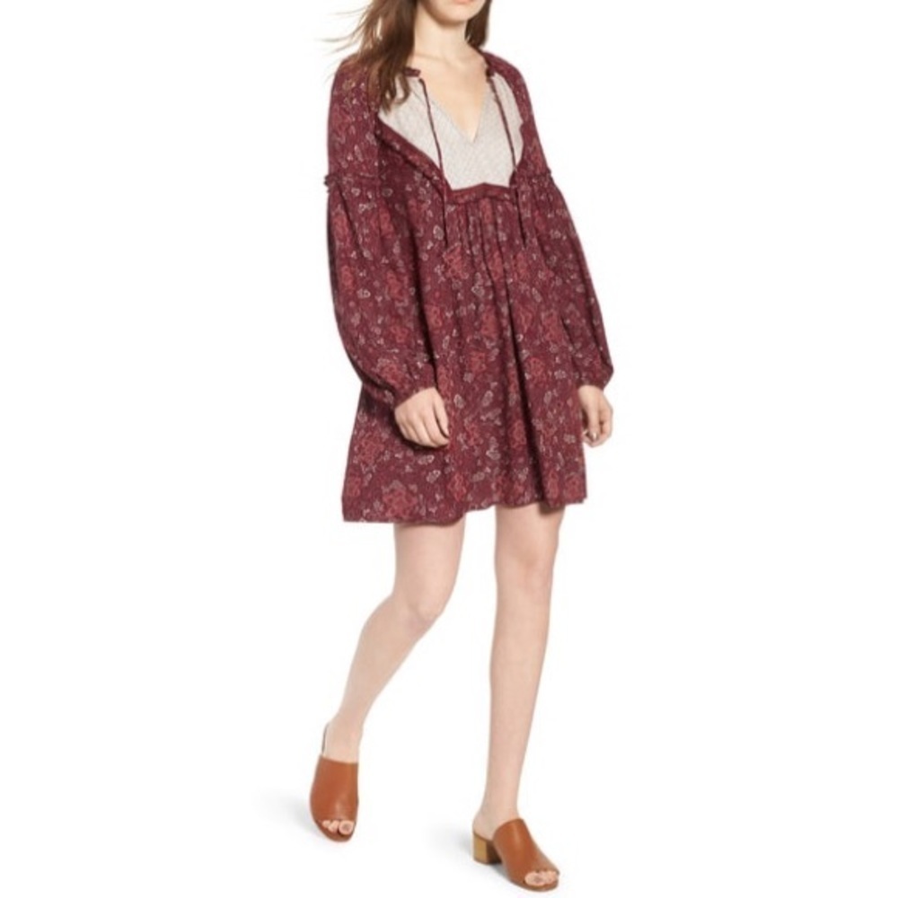Hinge Peasant Print Dress Size Large Split Neck w/Ties